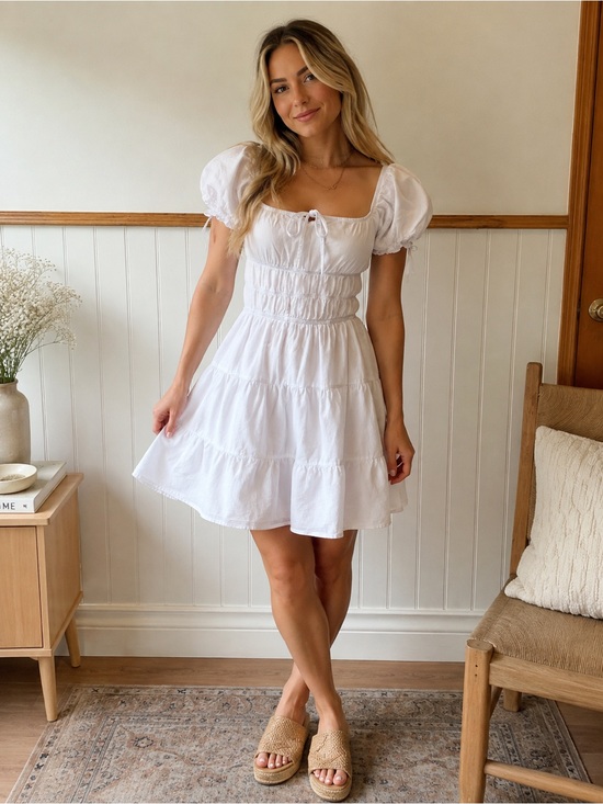 Dresses & Skirts - White Cottagecore Puff Sleeve Dress – Small